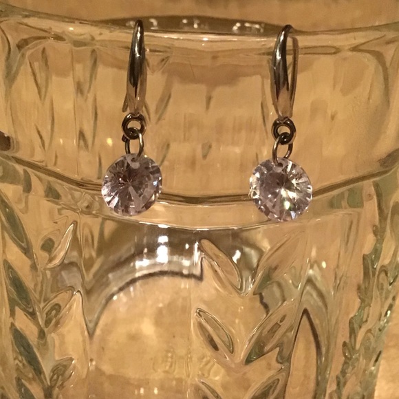 Vintage Jewelry - Stunning Vintage Sterling Silver CZ Drop Earrings
